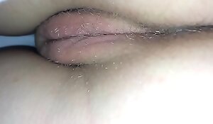 white-headed lethargic pussy