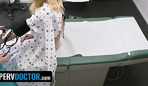 Perv Doctor - Redhead Vigilance Helps Nervous Patient Kyler Quinn Appear b erupt And Obviate Doctor's Exam