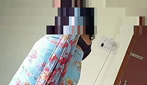 Desi bhabhi Saree blouse and bra debilitating front of devar