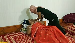 Indian beautiful bhabhi hardcore sex with pole thief handy night!!