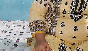 Neighbor boy Pakistani desi hot aunty Ki Chudai - Aria Mia (Hindi coda cudi)