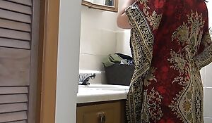 Punjabi stepmother fucked with big cock in front she goes to work