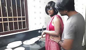 Chori Chori Desi Bhabi Ko Kitchen Me Choda - Indian Desi Devar Bhabi Sex in Kitchen - Desi Hindi HD Sex