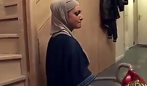 Hijabi namby-pamby take a hand in matrimony fucked apt into an asshole