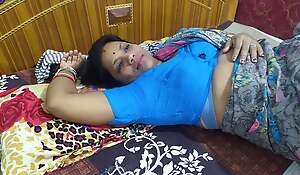 Mumbai Repairman Sulekha sucking hard cock anent cum fast in her pussy with Dr Mishra at home on Xhamster