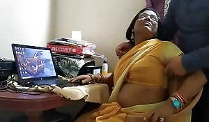MNC Engineer Elina Making out Hard to Penetrate Hot Pussy in Saree with Sourav Mishra at Work From Home on Xhamster