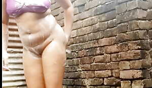 Bengali bhabi take a bath part-2. Desi beautiful sister Mature and sexy body. Record take a bath video