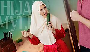 Rion Wants At hand Bang Krystal, A Up to date Widowed Hijab-Wearing Housewife - Hijab MYLFs