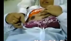 Video Lucah Kawan Kilang Cabul Di tempat Kerja Melayu Coitus (new)