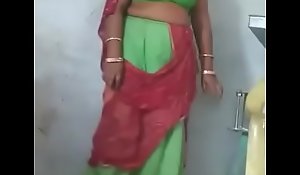 Rajasthani Sexy aunty Showing her Pussy