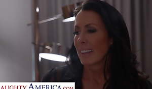 Naughty America - Reagan Foxx roleplays as naughty stepmom