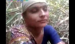 Desi village aunty getting drilled open-air