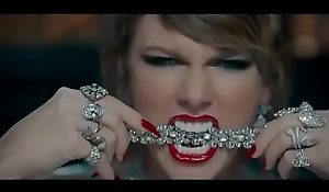 (VÍDEO-RESGATE # 9) The Arcane with the addition of Sinister Figures in Taylor Swift's Look What You Made Me Do (Isaac Weishaupt / Illuminati Watcher)