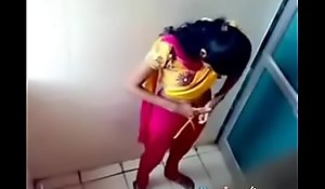 Fusty webcam in ladies Mincing go to the little boys' unsubtle pissing