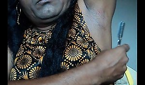 Indian girl squama scale armpits hair by straight razor..AVI