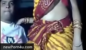 Indian Beautiful Desi Bhabi showing boobs around an increment of pussy mainly webcam around devar at newporn4usex xxx video