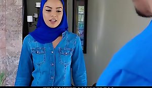 ExxxtraSmall - Hot Muslim Sweeping Gets Ape Cumcockted