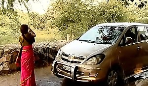 ---indian municipal bhabhi washing car..{uncut ex...