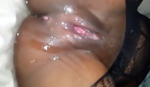 EATING MY FRIENDS MOMS TIGHT PUSSY MAKING HER Spew